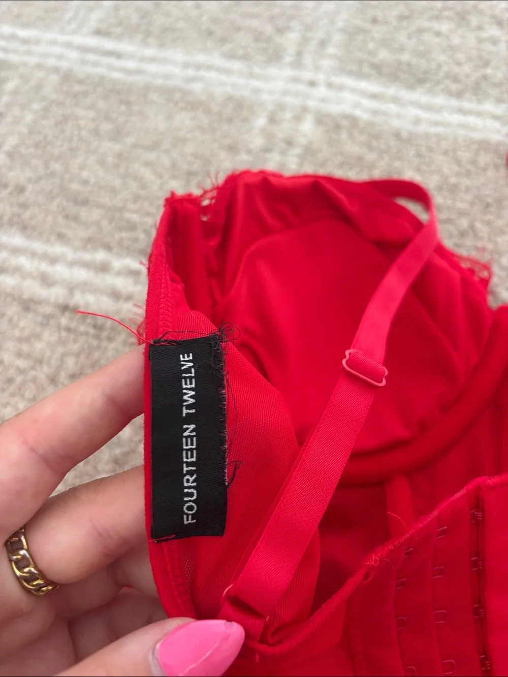 N/A elegant red